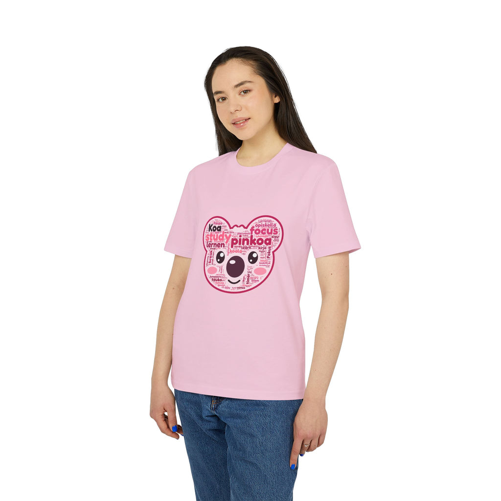 Woman wearing the Koa study words tee in Cotton Pink